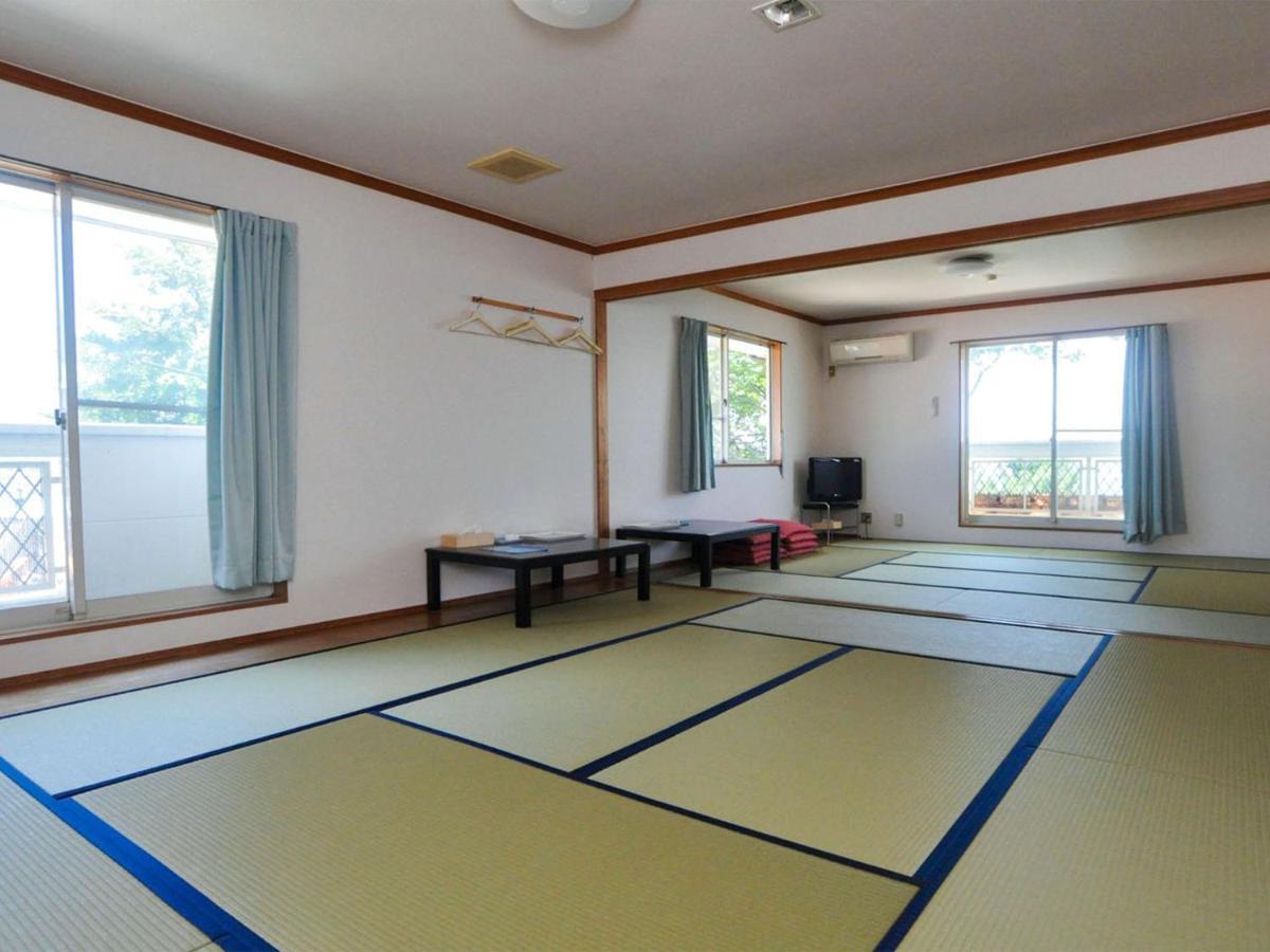 Biwa-Lakeside Cottage B B Dylan Minamikomatsu Екстер'єр фото