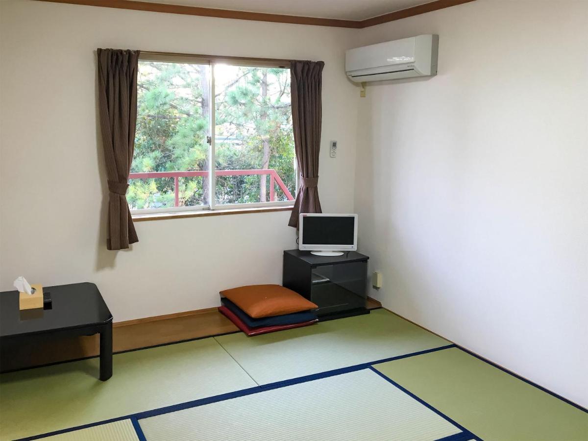 Biwa-Lakeside Cottage B B Dylan Minamikomatsu Екстер'єр фото